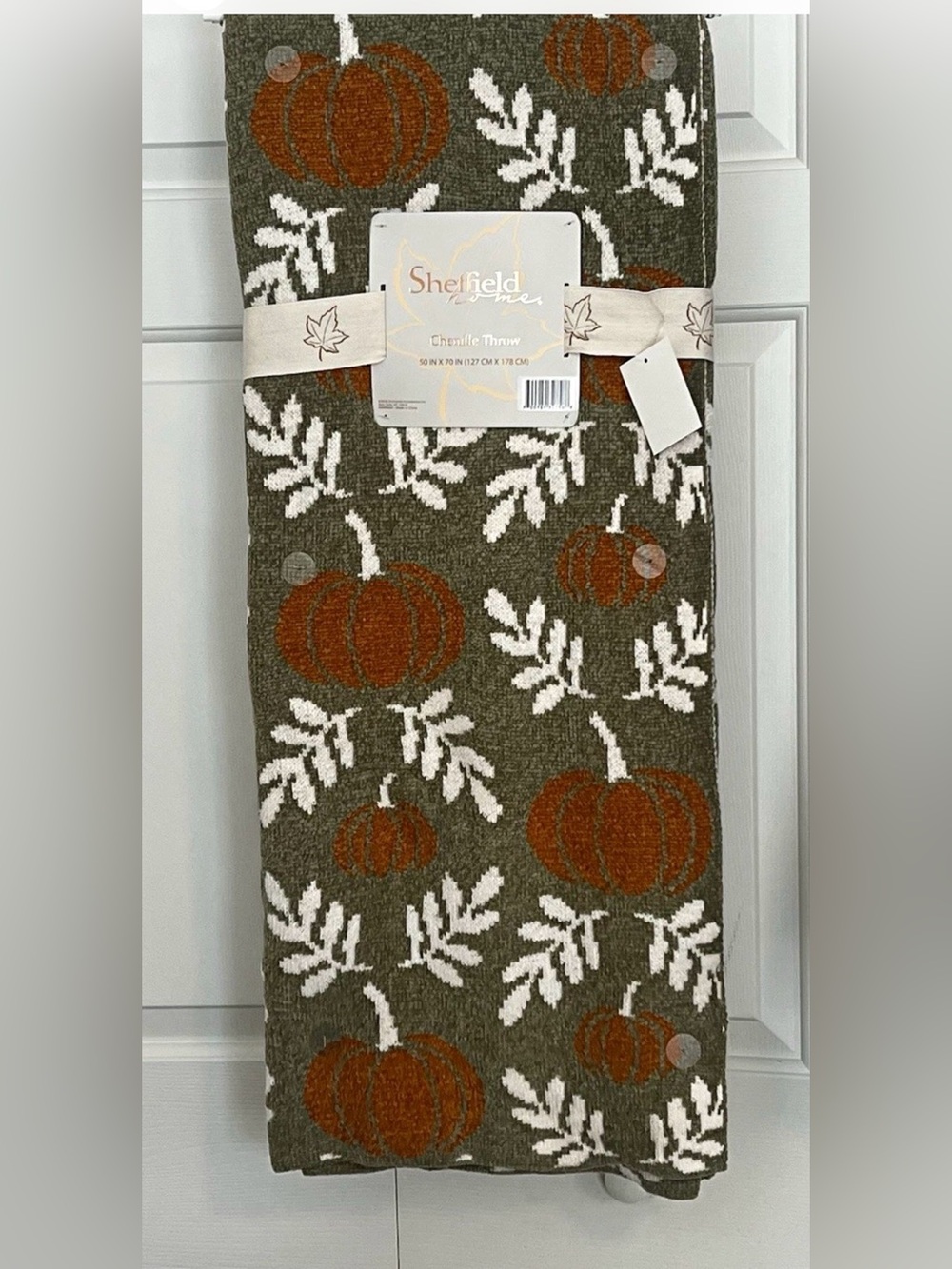 Sheffield Home Fall Throw Chenille Blanket Pumpkins & Leaves Green NWT 50x70